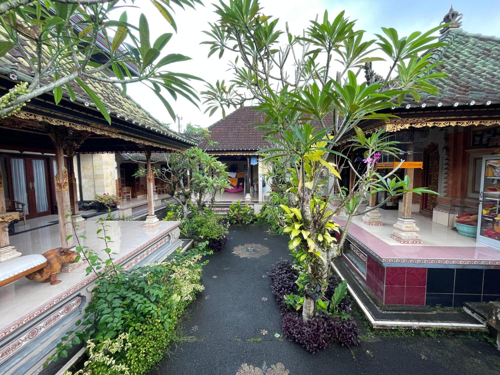 מלון טגלאלאנג Ubud Tri Upasedana House 2 מראה חיצוני תמונה